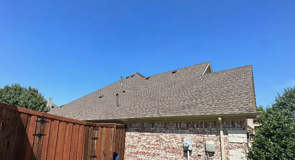 Completed roof replacement project in Farmersville